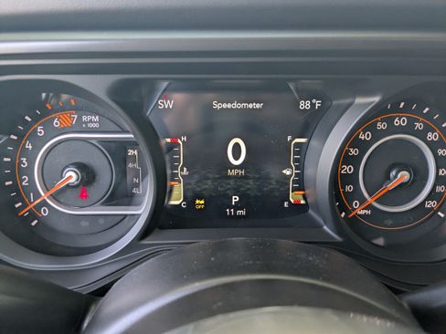 New 2026 Jeep Wrangler Unlimited Sahara AWD/4WD image 24