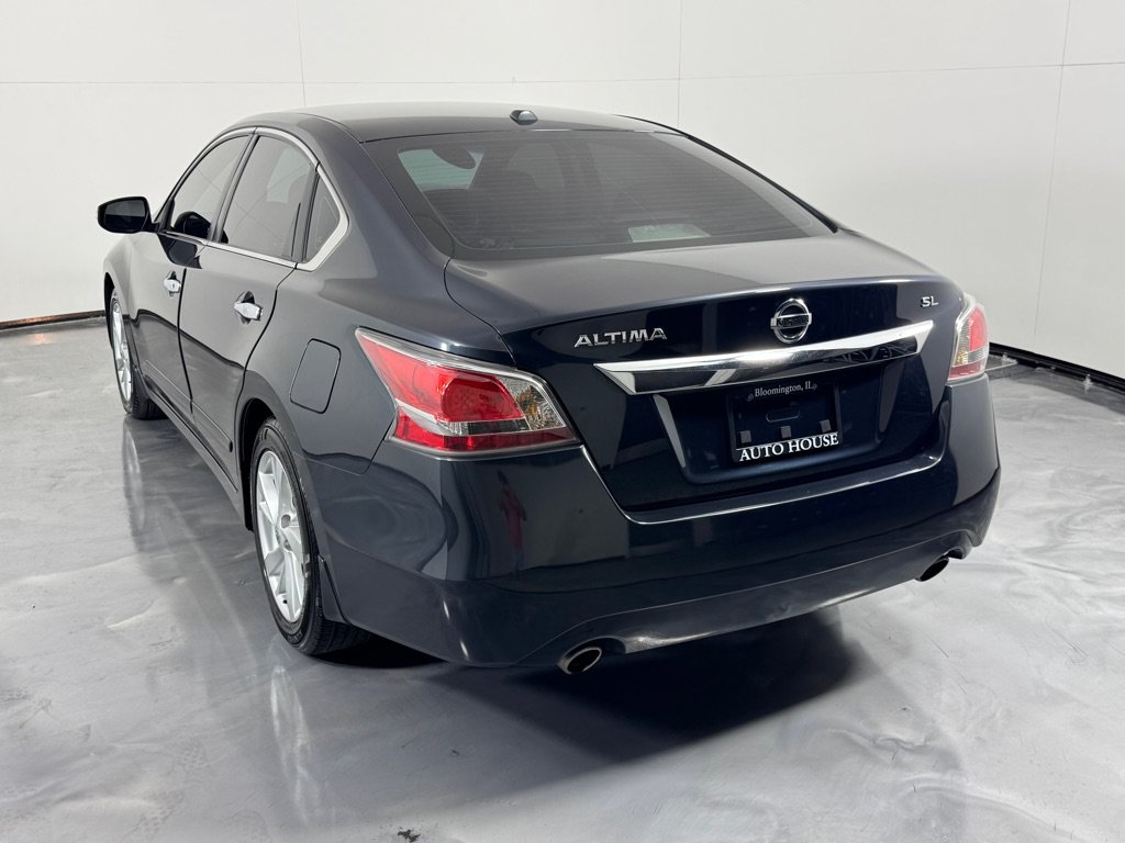 Used 2014 Nissan Altima 2.5 SL w/ Technology Package FWD image 7