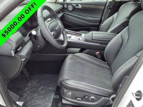 Used 2024 Genesis GV80 2.5T w/ Advanced Package image 3