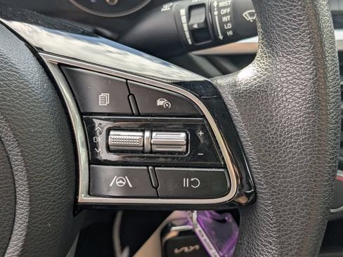 Certified 2024 Kia Forte LXS FWD image 23