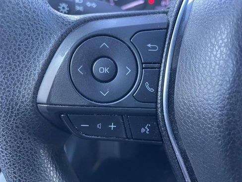 Used 2019 Toyota Camry LE image 30