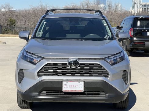 Used 2024 Toyota RAV4 XLE image 7