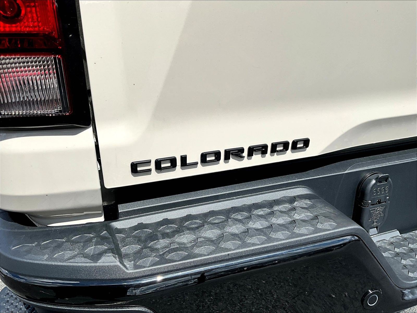 New 2026 Chevrolet Colorado Trail Boss w/ Midnight Edition AWD/4WD image 13