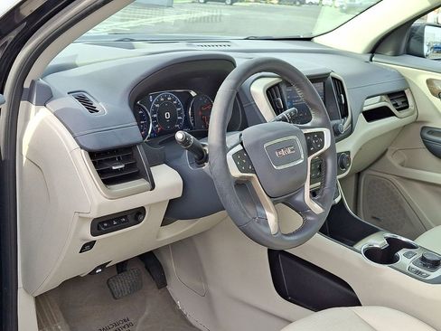 Used 2022 GMC Terrain Denali image 10