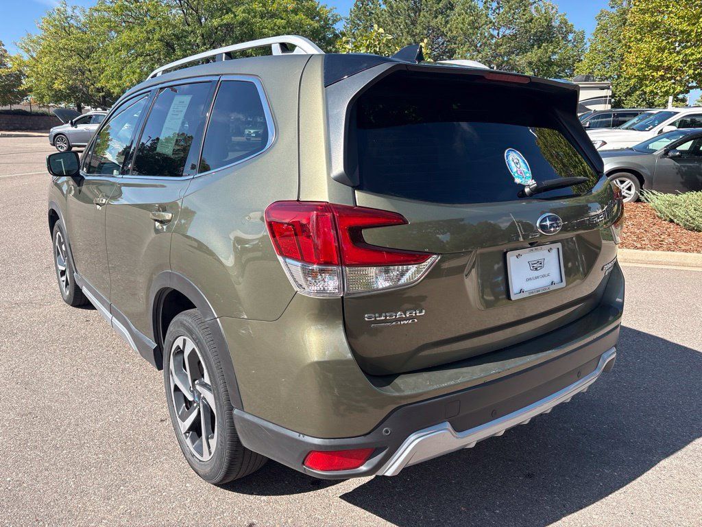 Used 2024 Subaru Forester Touring AWD/4WD image 3
