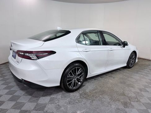 Used 2023 Toyota Camry XLE w/ Cold Weather Package AWD/4WD image 7