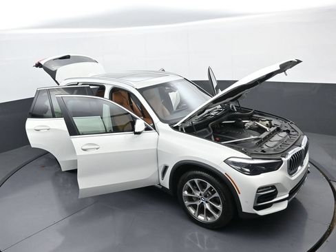 Used 2019 BMW X5 xDrive40i AWD/4WD image 37