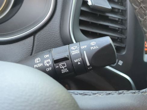 Certified 2022 Jeep Cherokee Latitude Lux FWD image 25