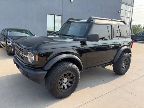 Used 2022 Ford Bronco 2-Door AWD/4WD image 4