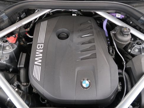 Used 2025 BMW X5 xDrive40i w/ Executive Package AWD/4WD image 52