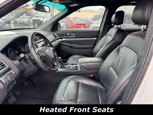 Used 2016 Ford Explorer Sport image 3