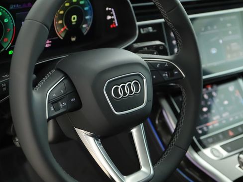 New 2026 Audi Q7 2.0T Premium Plus AWD/4WD image 16