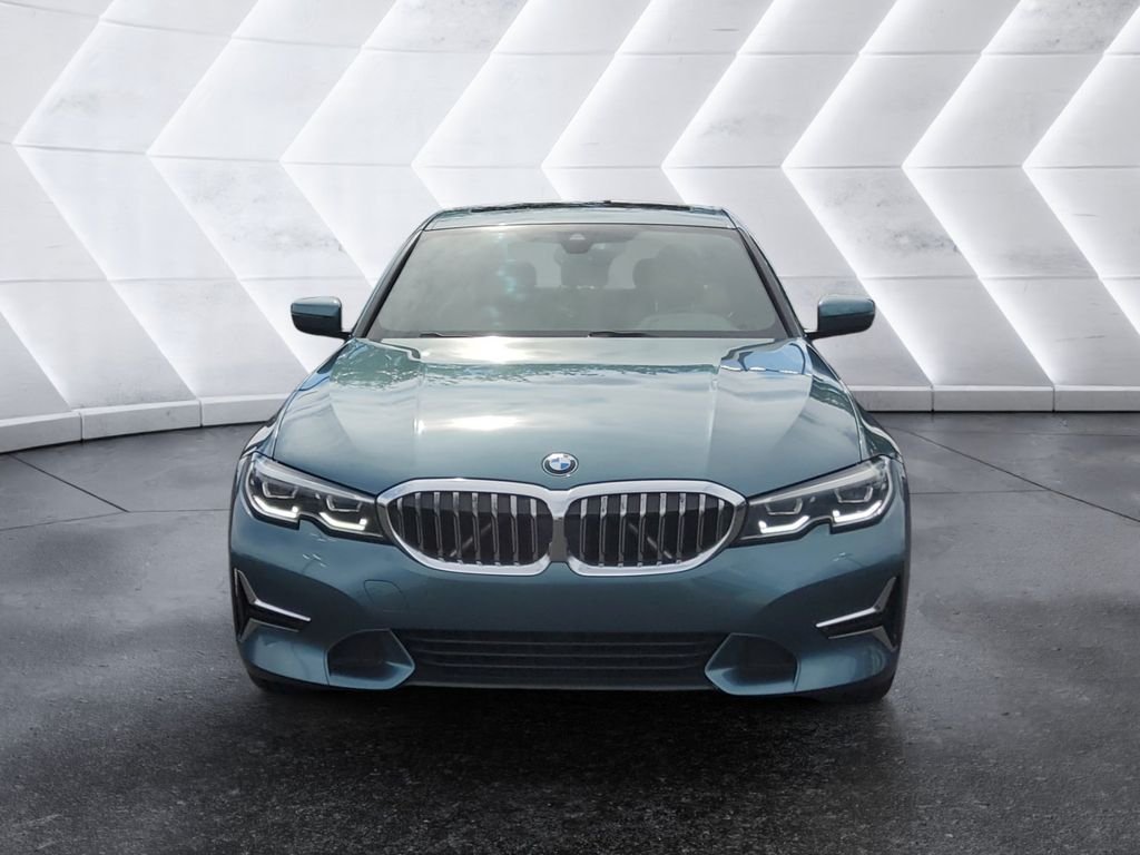 Used 2020 BMW 330i xDrive Sedan w/ Convenience Package AWD/4WD image 2