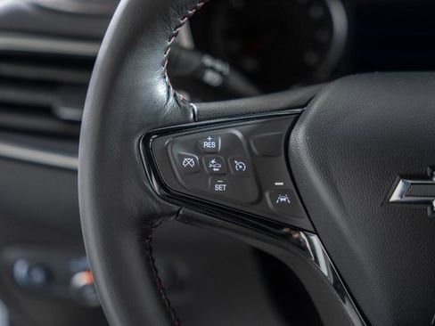 Used 2022 Chevrolet Equinox RS w/ LPO, Floor Liner Package image 31