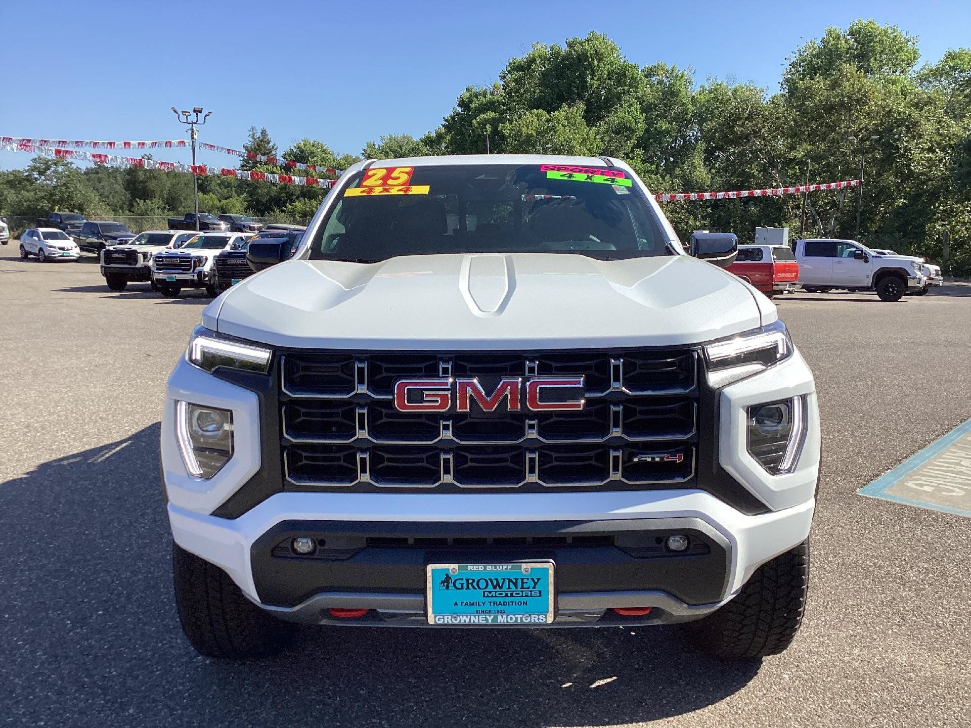 New 2025 GMC Canyon AT4 w/ Nightfall Edition AWD/4WD image 4