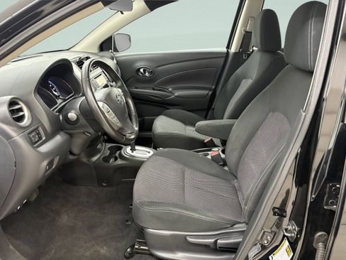 Used 2018 Nissan Versa SV w/ SV Special Edition Package image 11