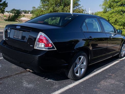 Used 2007 Ford Fusion SE FWD image 4
