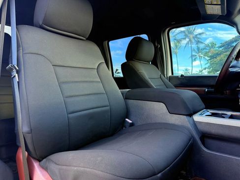 Used 2013 Ford F250 King Ranch w/ King Ranch w/Chrome Pkg image 9