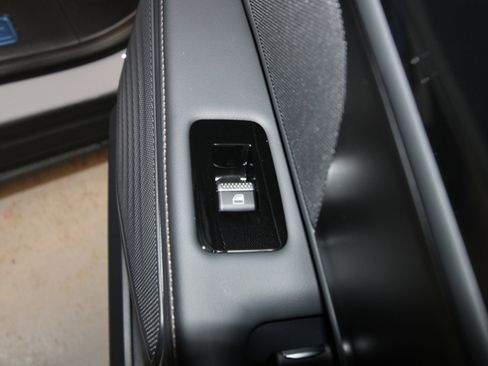 New 2026 Lincoln Nautilus Premier w/ Jet Appearance Package image 27