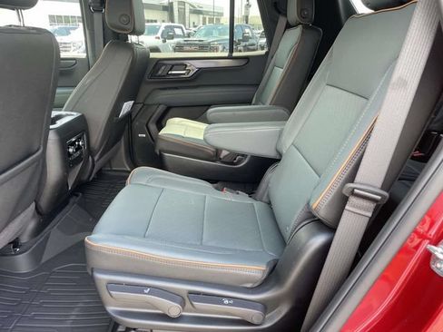 Certified 2026 GMC Yukon AT4 w/ AT4 Premium Package AWD/4WD image 10