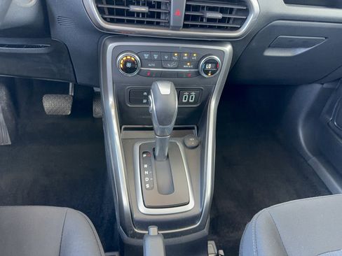 Used 2020 Ford EcoSport SE w/ SE Convenience Package image 24