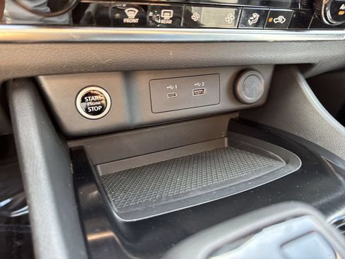 Used 2023 Nissan Rogue SV FWD image 54
