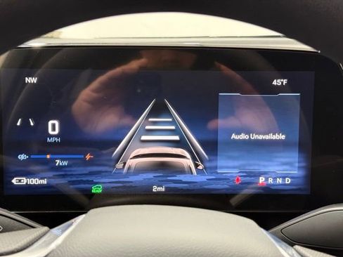 New 2026 Chevrolet Equinox EV LT image 30