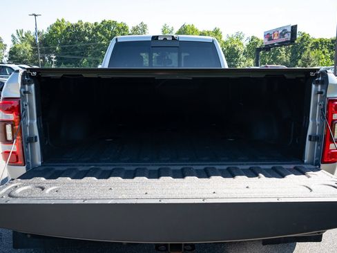 Used 2022 RAM 3500 Laramie AWD/4WD image 9
