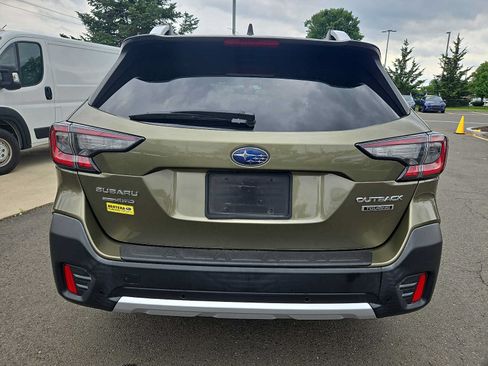 Used 2020 Subaru Outback Touring AWD/4WD image 5