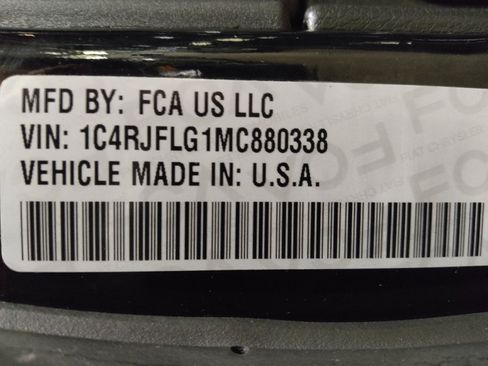 Used 2021 Jeep Grand Cherokee Trailhawk w/ Trailhawk Luxury Group image 33