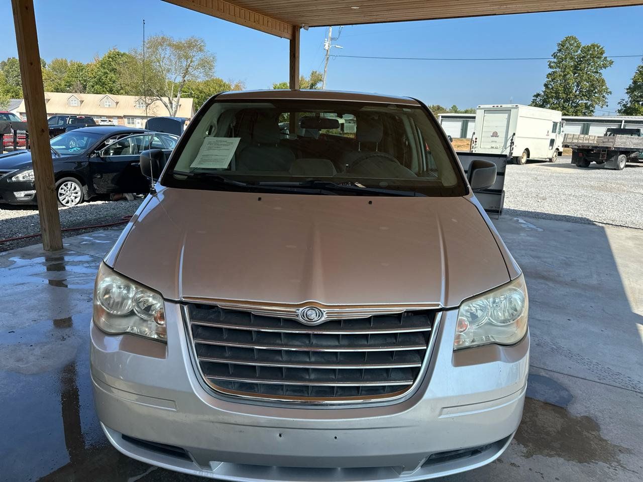 Used 2009 Chrysler Town & Country LX w/ PWR Convenience Group FWD image 24