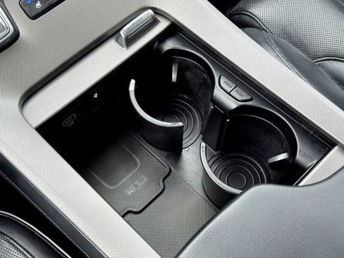 Used 2021 Hyundai Palisade Limited image 31