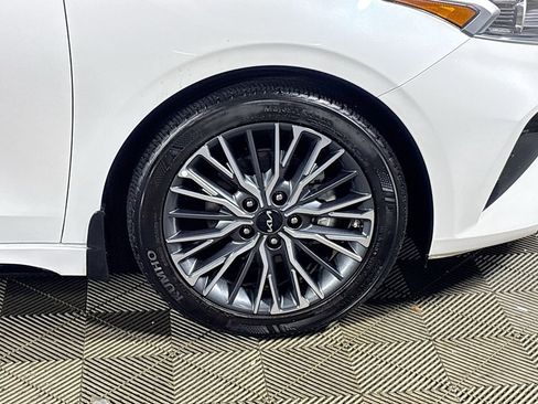 Used 2024 Kia Forte GT-Line image 23