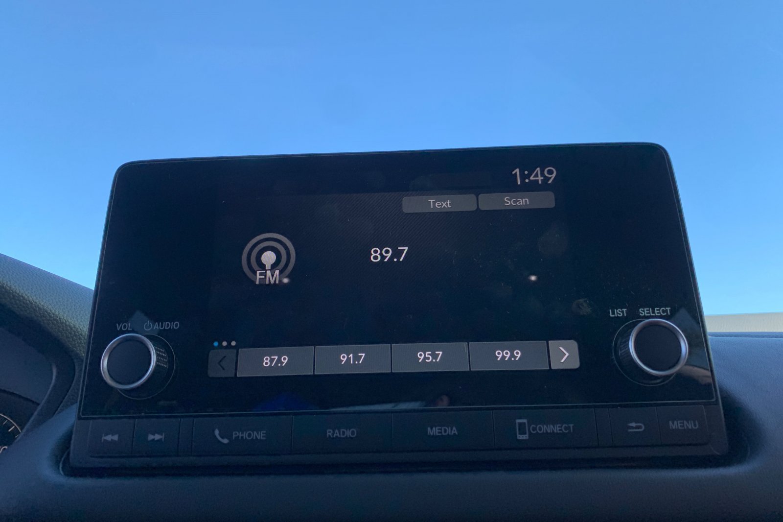 Certified 2025 Honda HR-V LX image 23