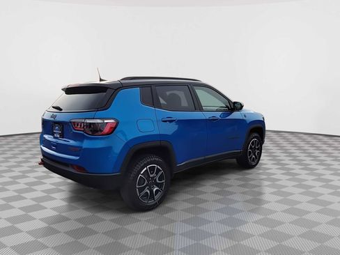 New 2026 Jeep Compass Trailhawk image 8
