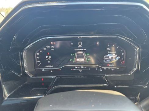 Used 2024 GMC Sierra 2500 SLT w/ SLT Premium Package image 70