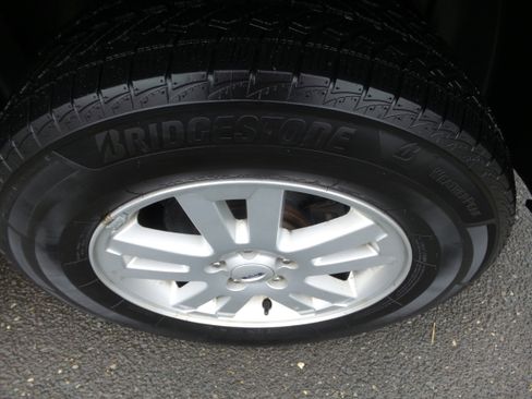 Used 2008 Ford Explorer Sport Trac XLT AWD/4WD image 11