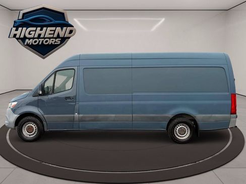 Used 2019 Mercedes-Benz Sprinter 170 image 3