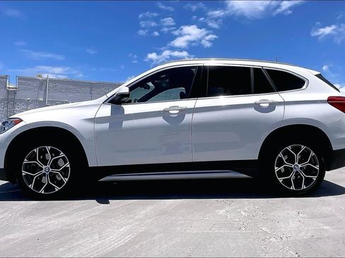 Used 2020 BMW X1 sDrive28i FWD image 3