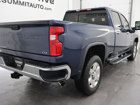 Used 2021 Chevrolet Silverado 2500 LTZ w/ LTZ Convenience Package AWD/4WD image 4