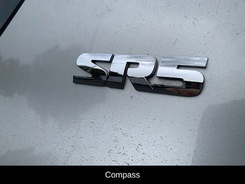 Used 2018 Toyota 4Runner SR5 Premium AWD/4WD image 13