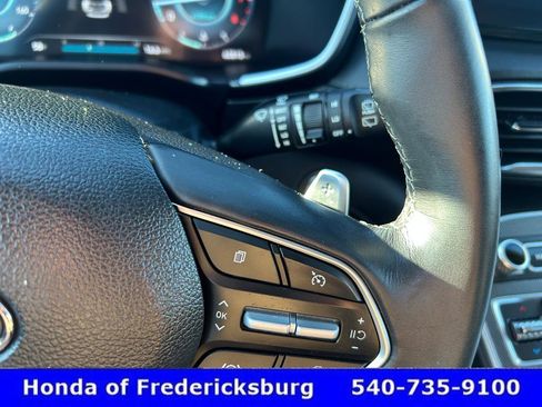 Used 2023 Hyundai Santa Fe SEL w/ Premium Package image 19