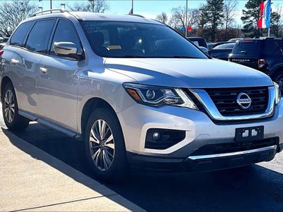 Used 2019 Nissan Pathfinder SL