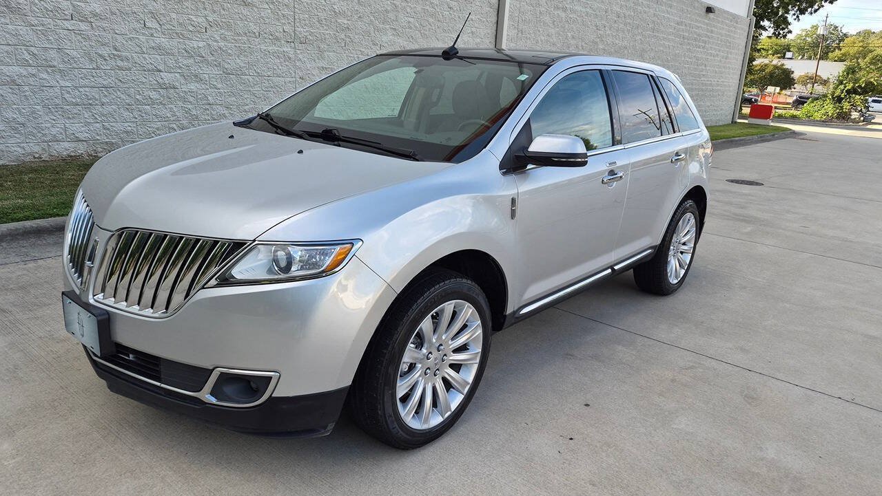 Used 2015 Lincoln MKX AWD w/ Equipment Group 102A image 1