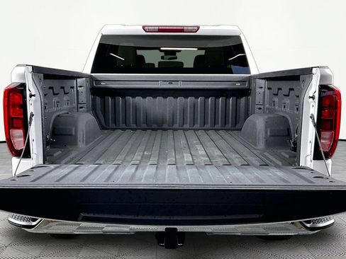 Used 2024 GMC Sierra 1500 SLE AWD/4WD image 7
