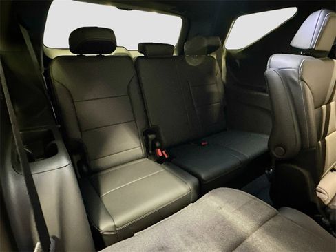New 2026 Chevrolet Traverse LT w/ Driver Confidence Package image 29