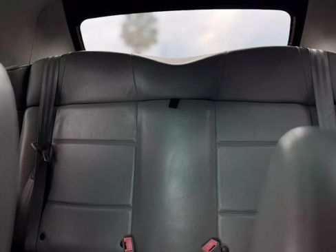 Used 2002 Volkswagen Cabrio GLX image 19