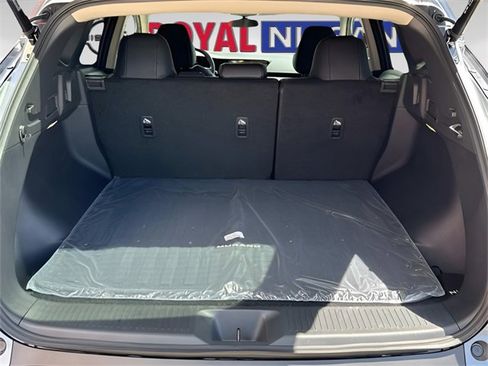 New 2025 Nissan Murano SV image 6