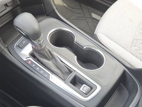 Used 2022 Chevrolet Equinox LS w/ LPO, Floor Liner Package image 21