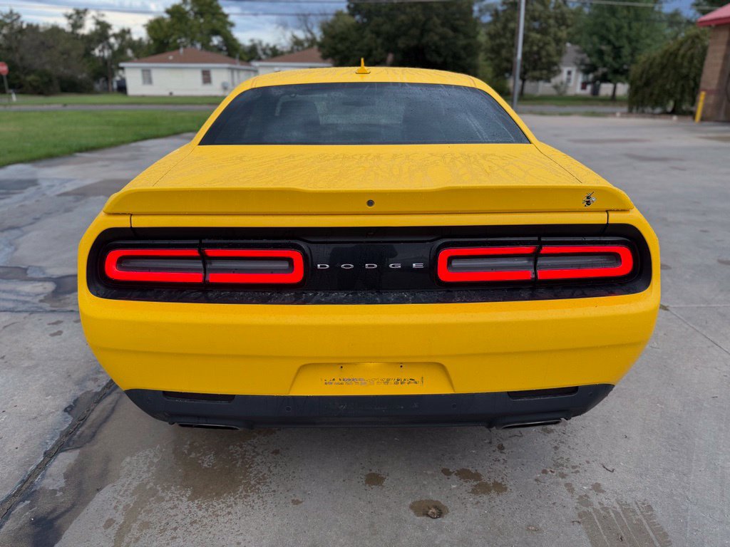 Used 2018 Dodge Challenger R/T Plus RWD image 4